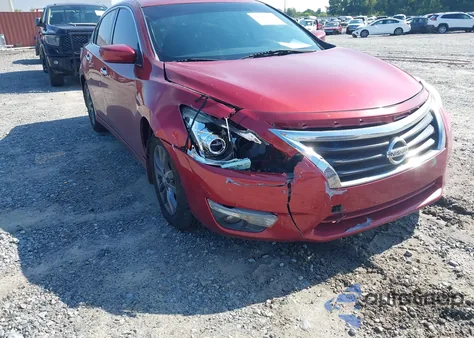 2015 Nissan Altima 2.5 S из США, поврежденный, VIN 1N4AL3APXFC577852